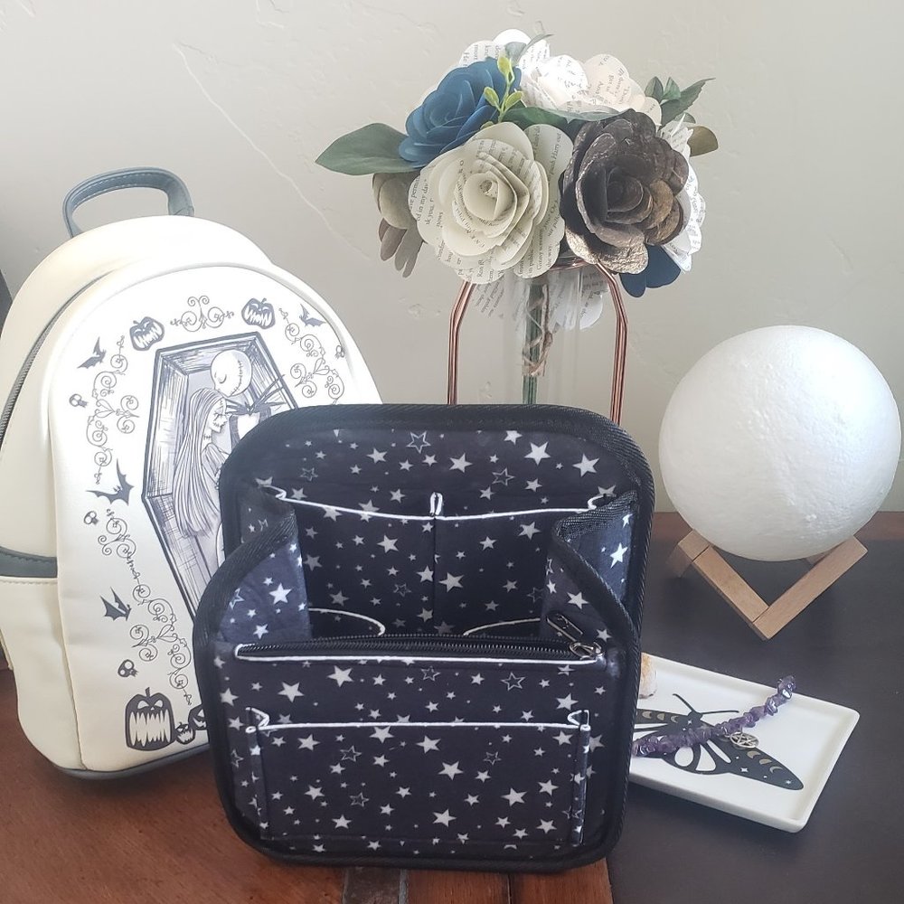 Loungefly Stars Organizer *Small flaw